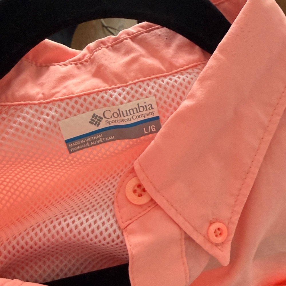 Columbia PFG Women’s Long Sleeve Fishing Shirt – Coral Pink – Size Large - Picture 3 of 3